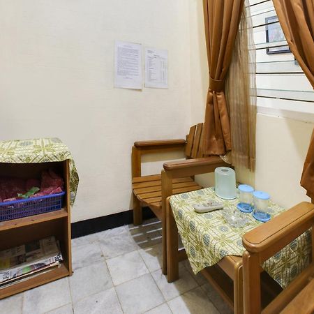 Lite Rooms Bogor Guest House Exterior foto